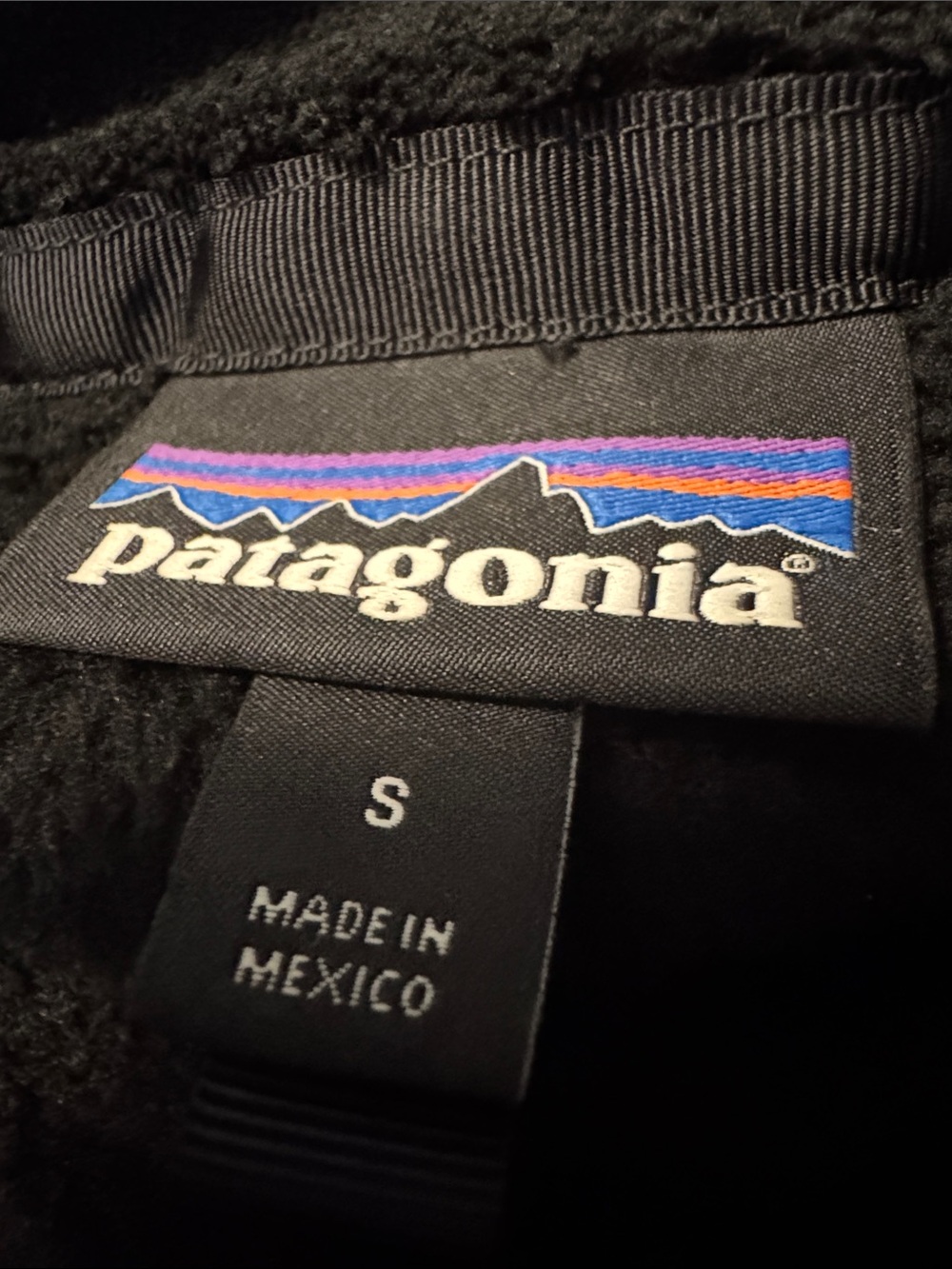 Patagonia Black Snap-T Fleece Pullover - Picture 9 of 10